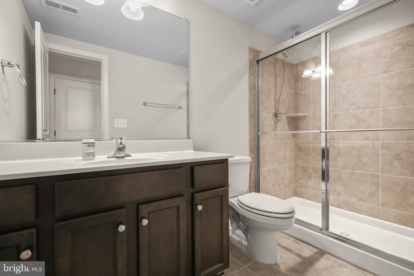 207 Bennington Way photo 23