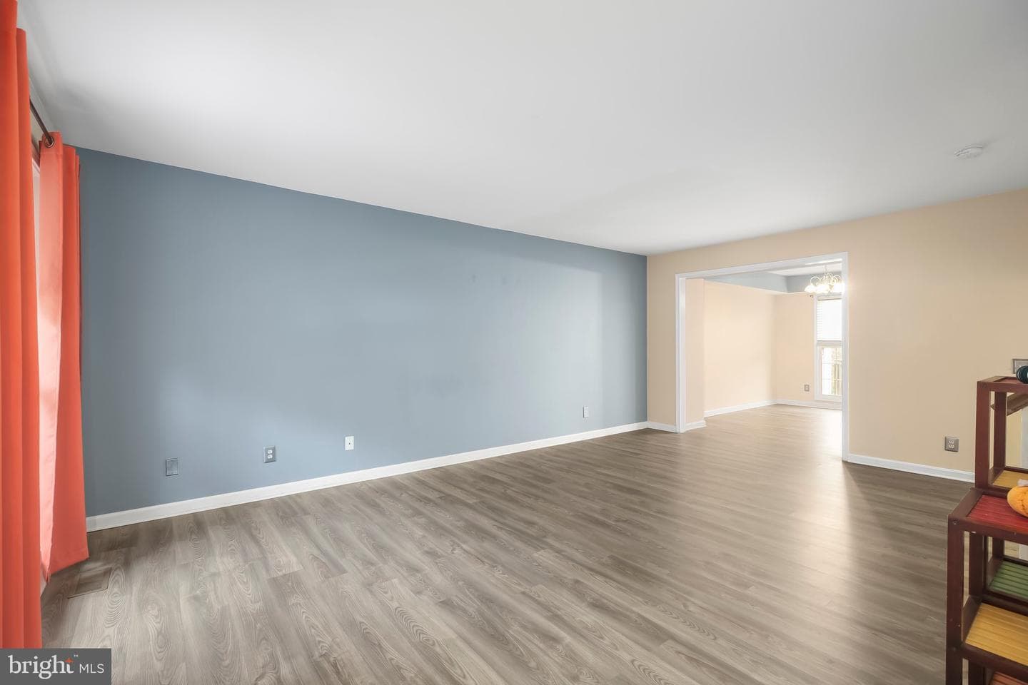 208 Batley Court photo 4