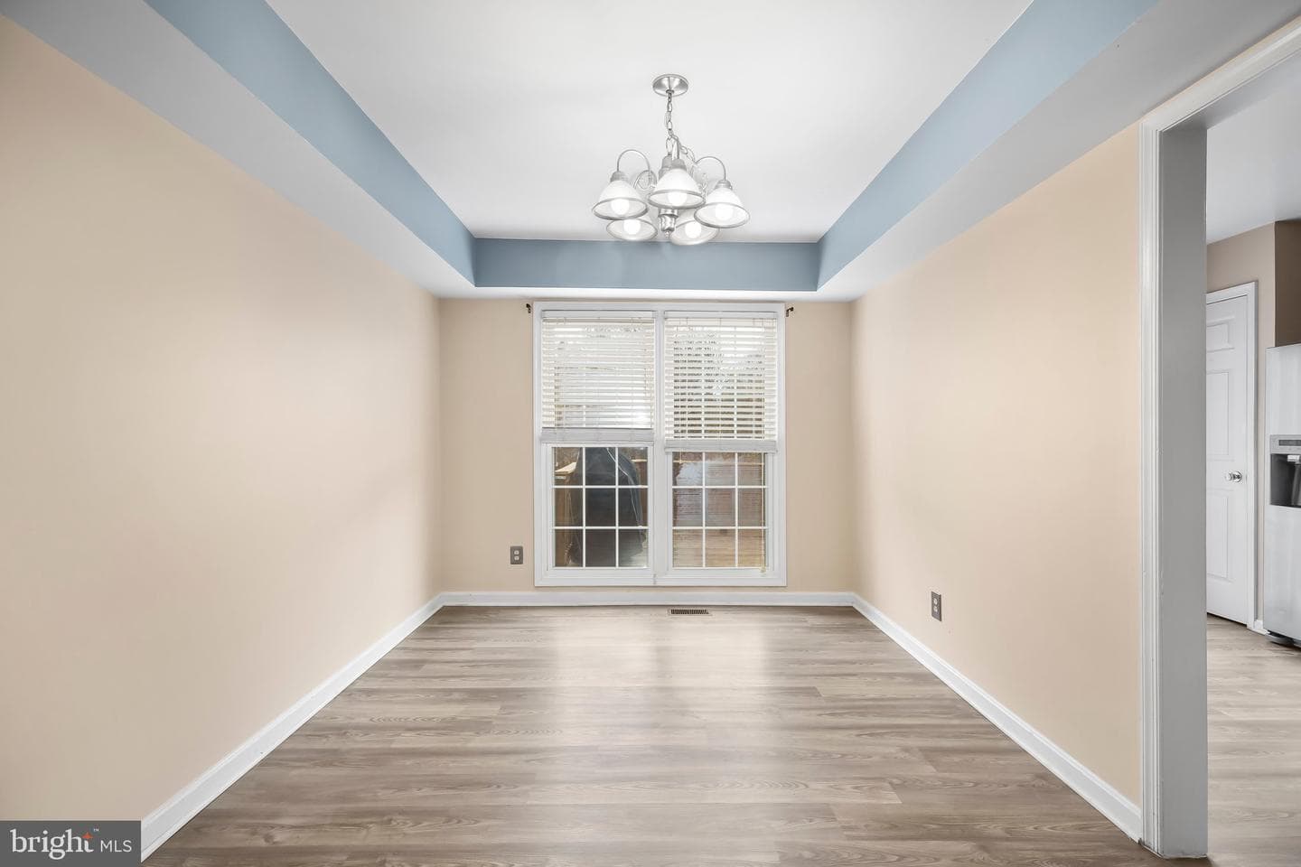 208 Batley Court photo 8
