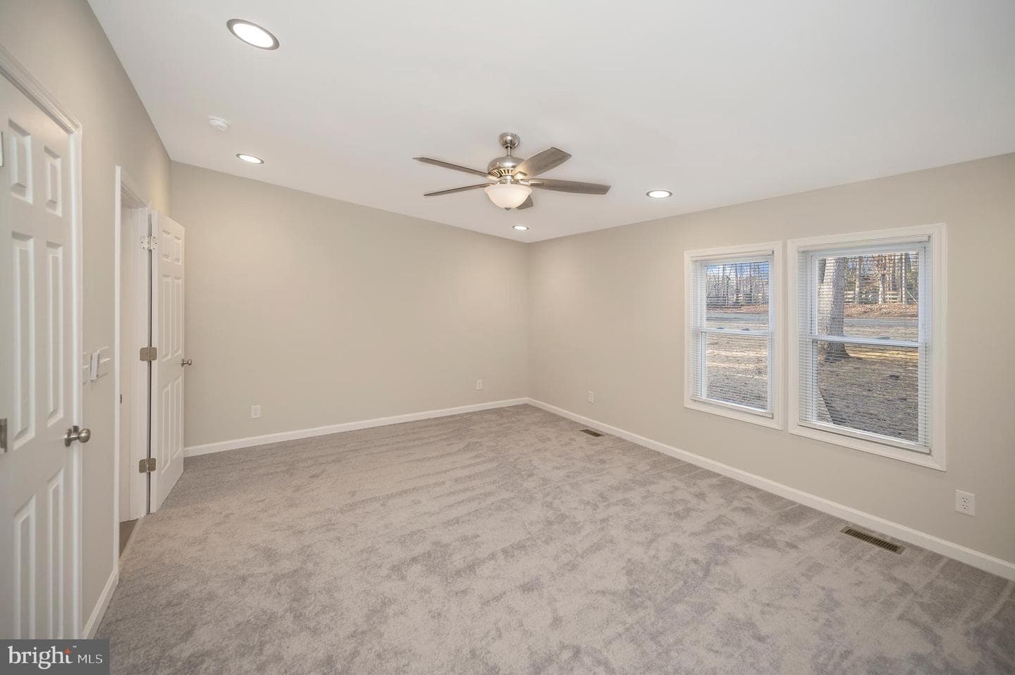 175 Meadows Road photo 23