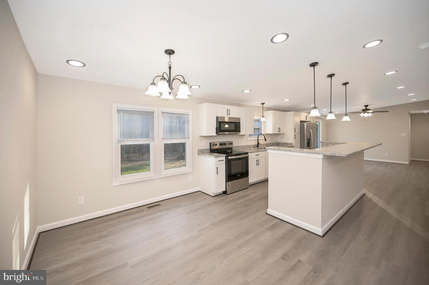 175 Meadows Road photo 3
