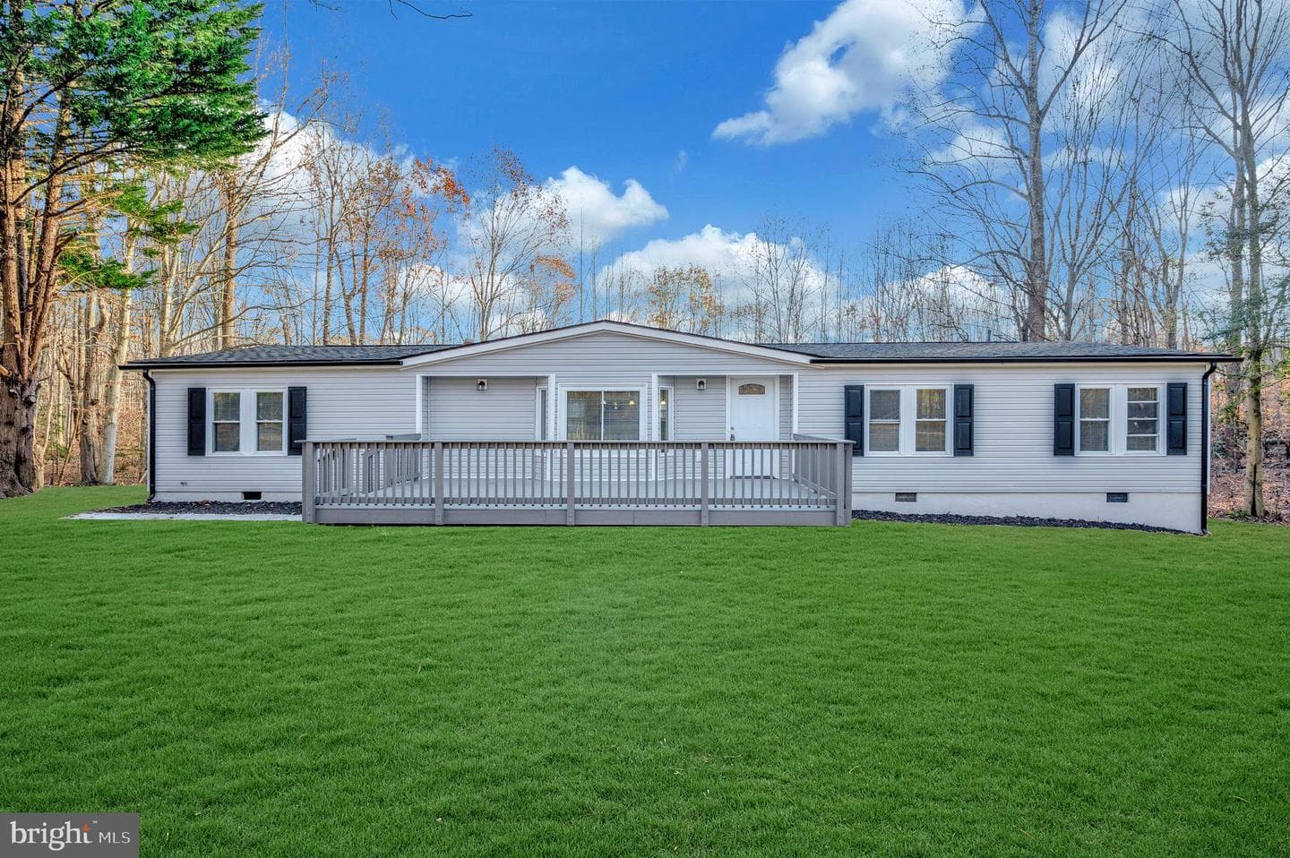 175 Meadows Road photo 36