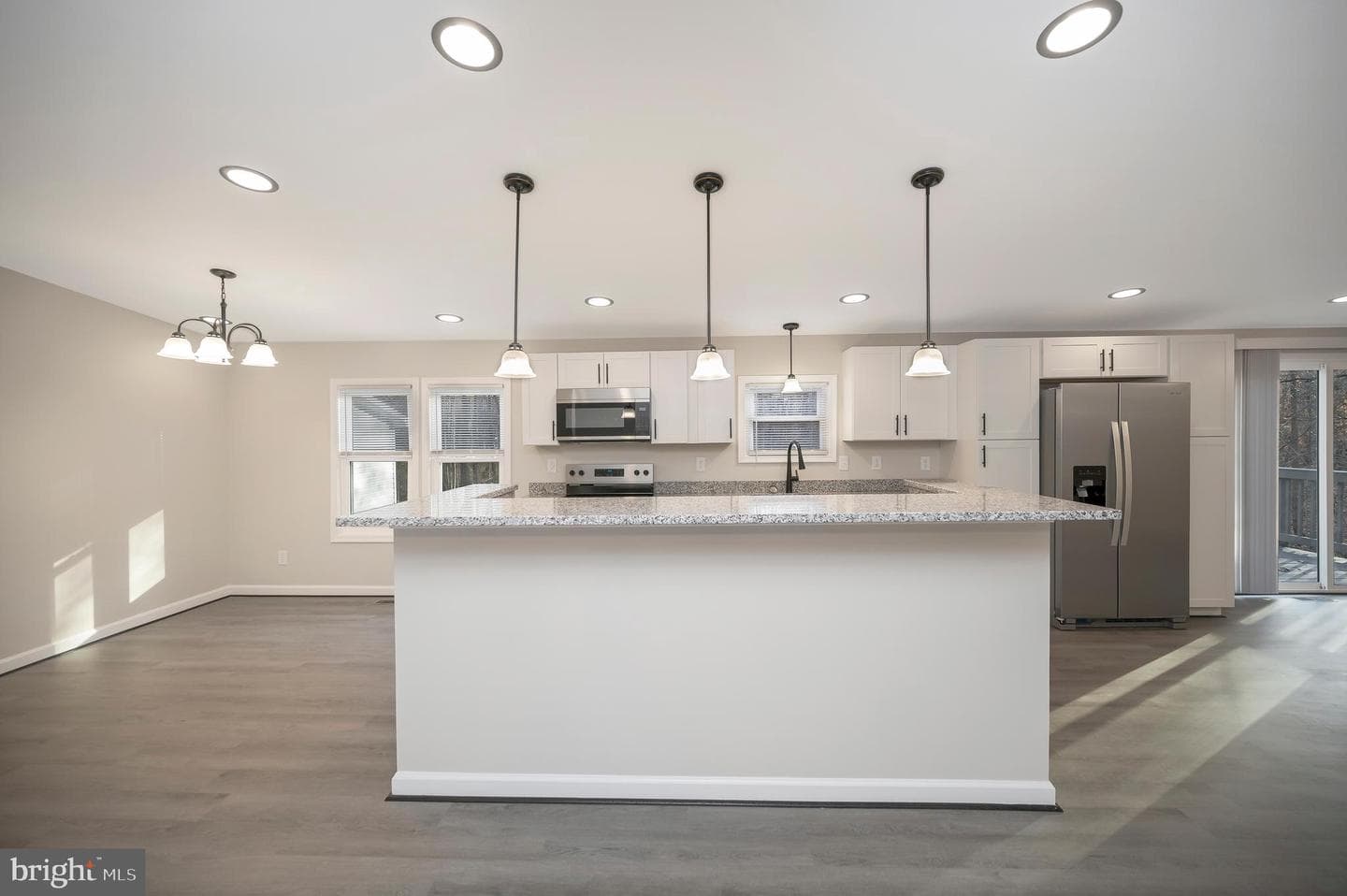 175 Meadows Road photo 4