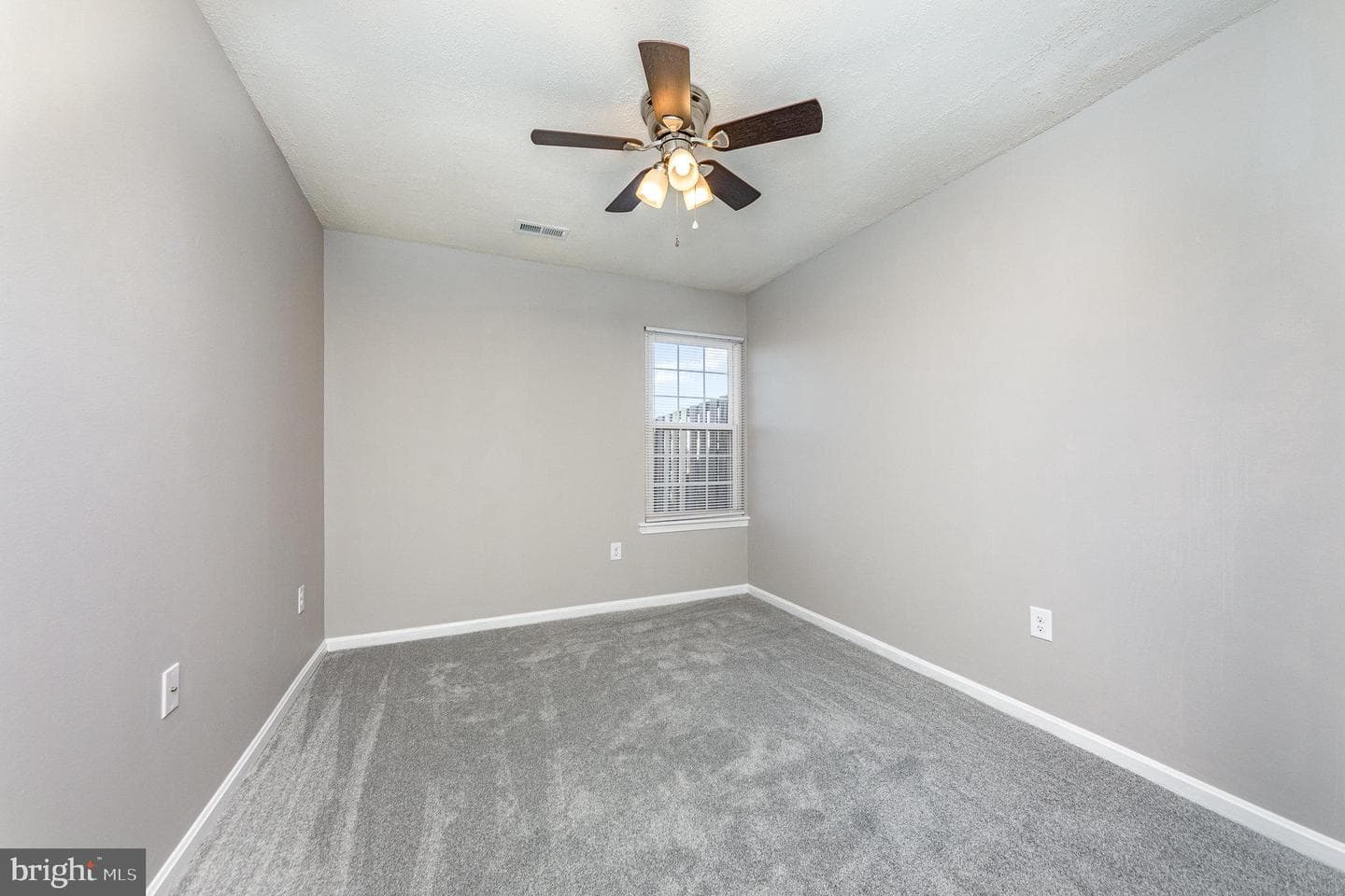 104 Matthew Court photo 12