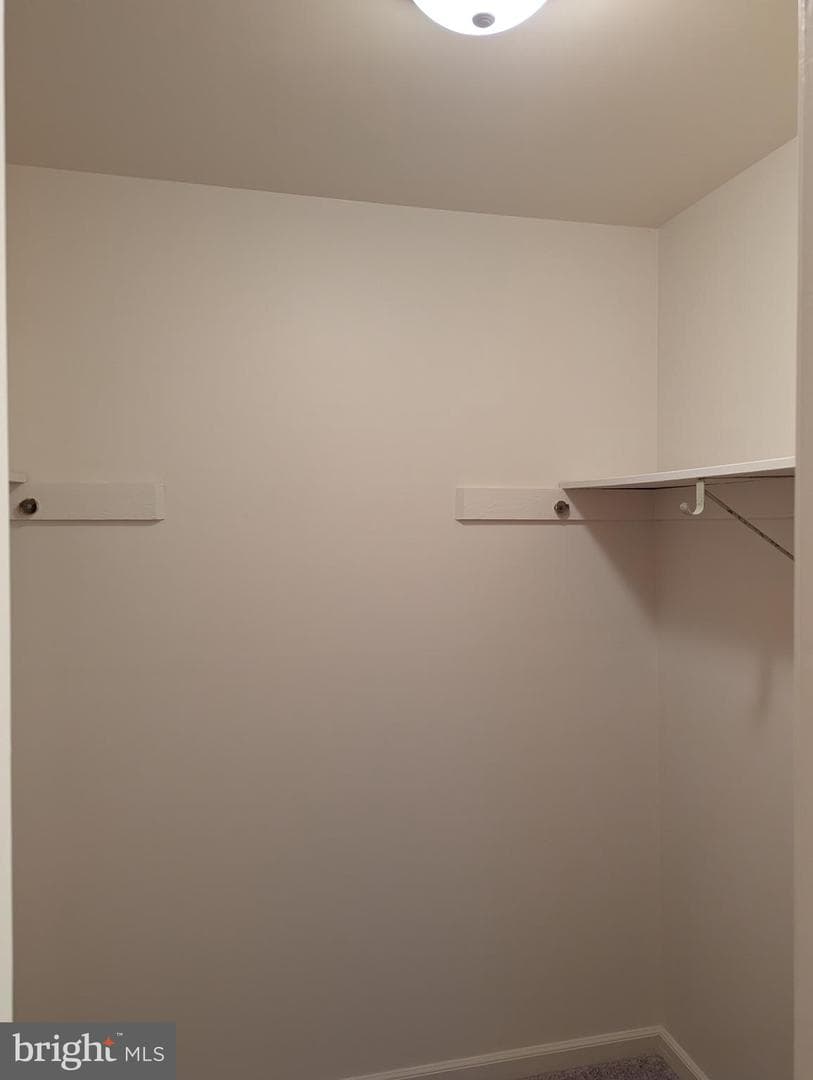 406 Nob Hill Drive photo 4