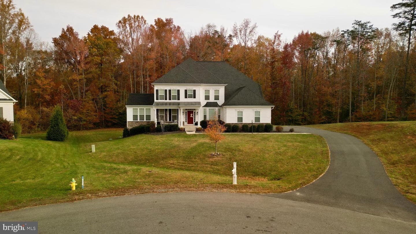 190 Stately Avenue photo 71