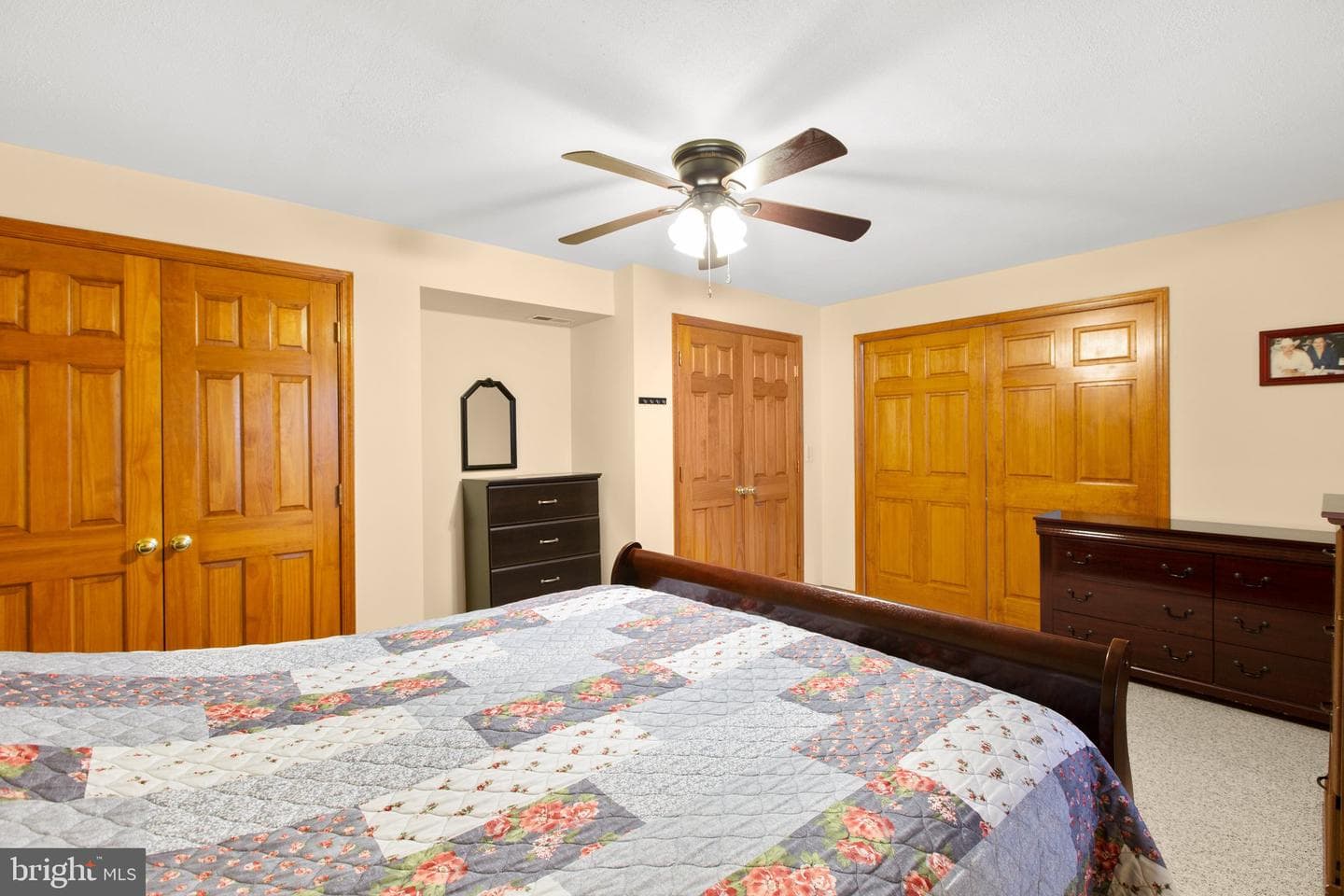 1 Lynchester Drive photo 45