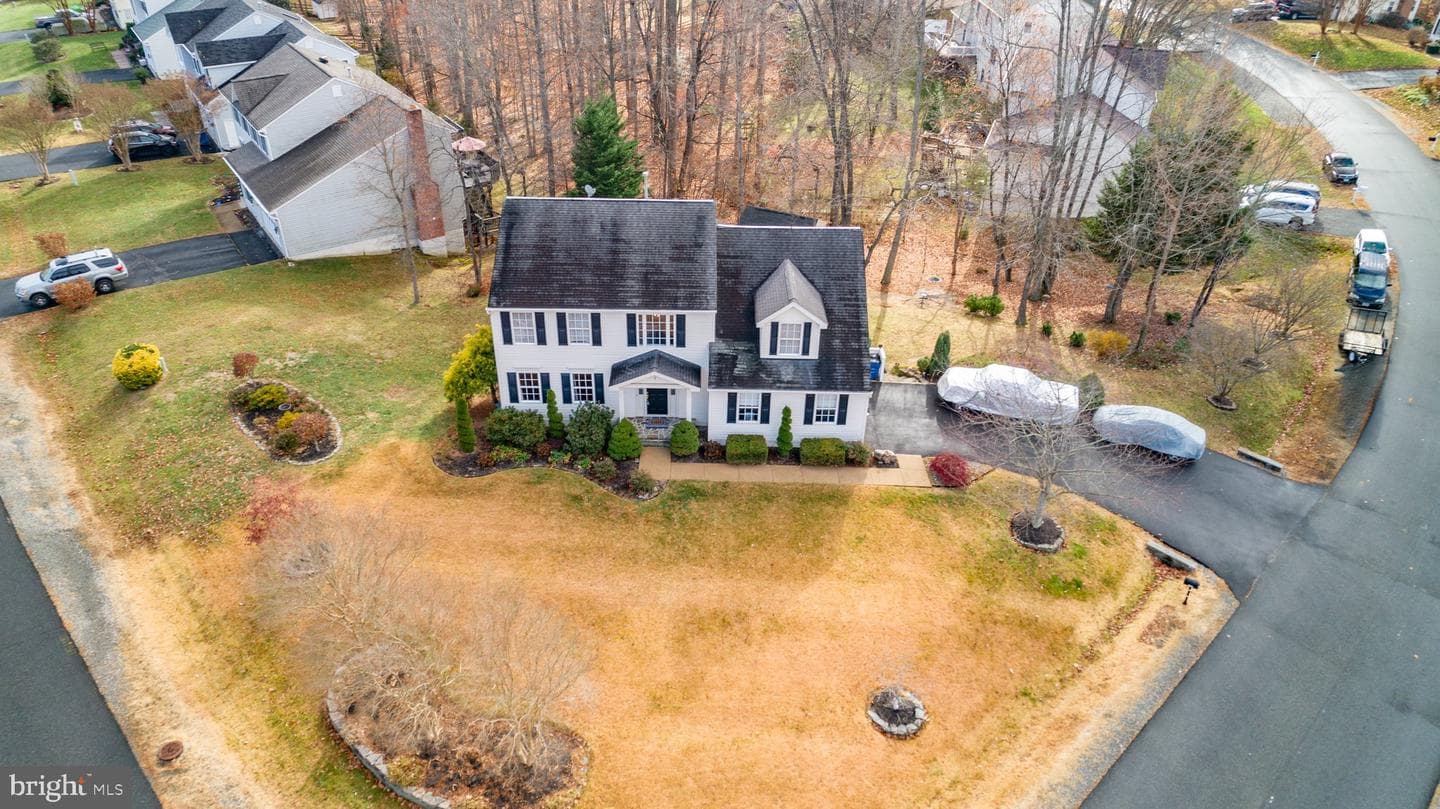 1 Lynchester Drive photo 73