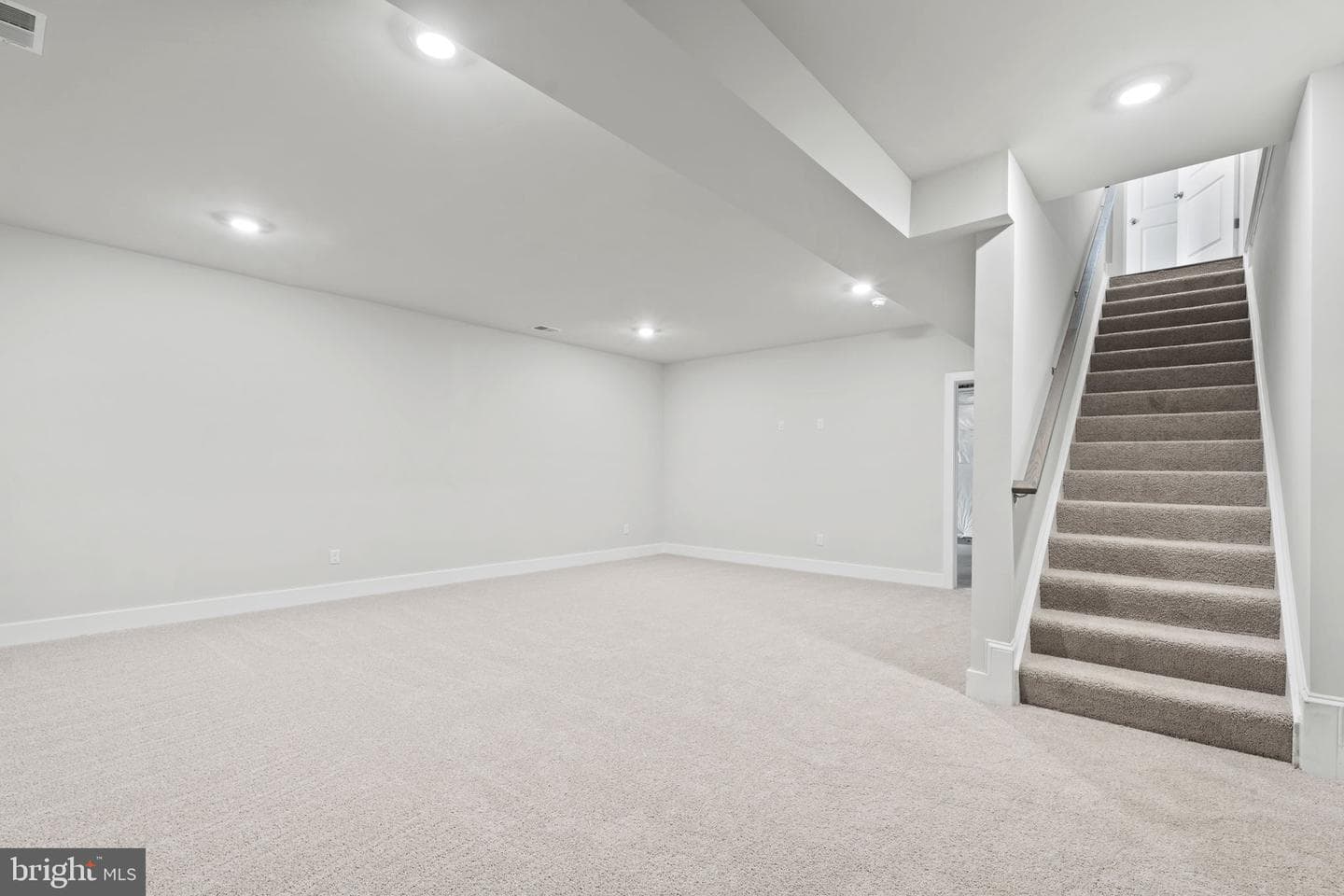805 Long Meadow Drive photo 20