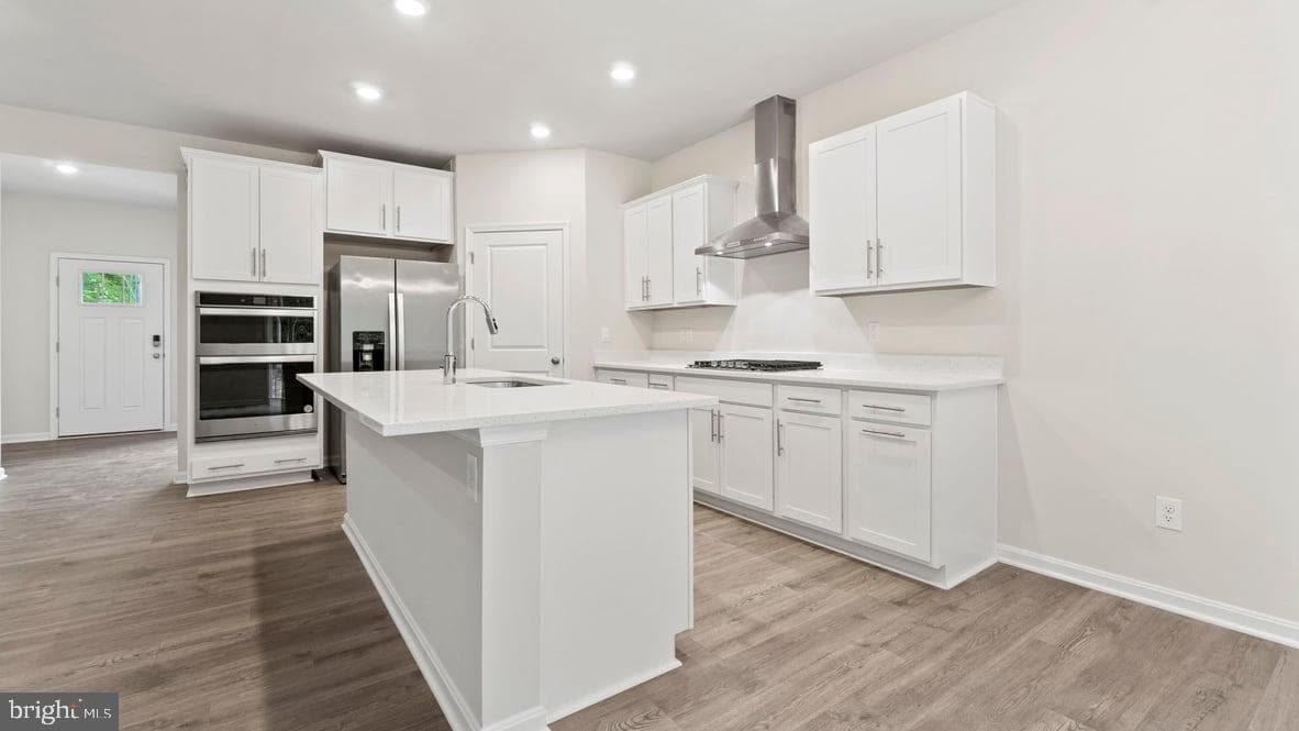 805 Long Meadow Drive photo 4
