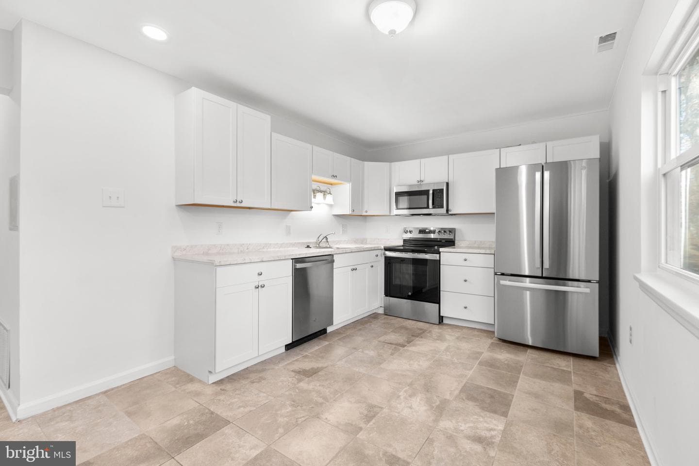 817 Anvil Road photo 14
