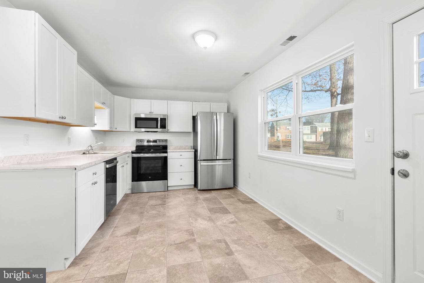 817 Anvil Road photo 16