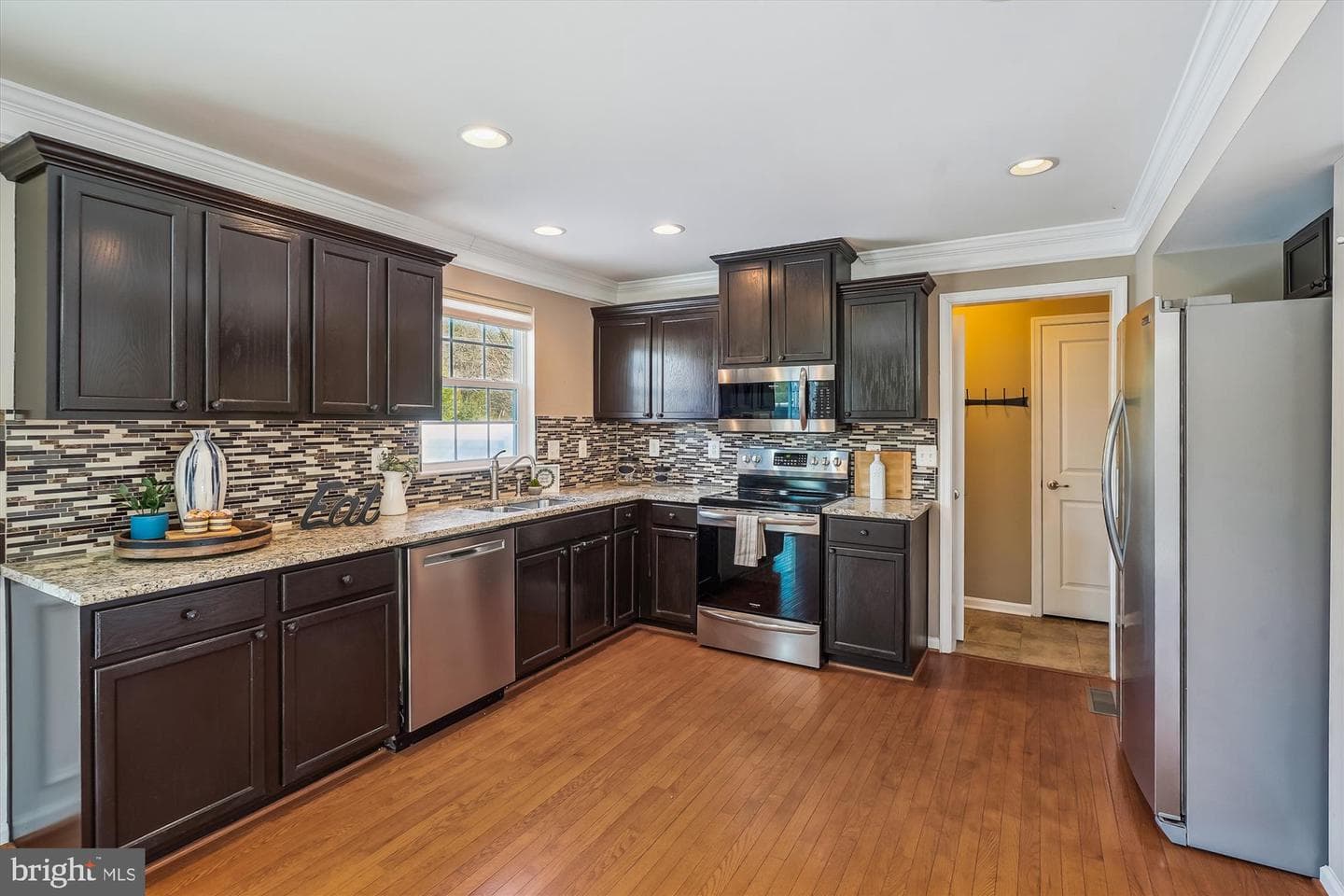 12 Taylors Hill Way photo 13