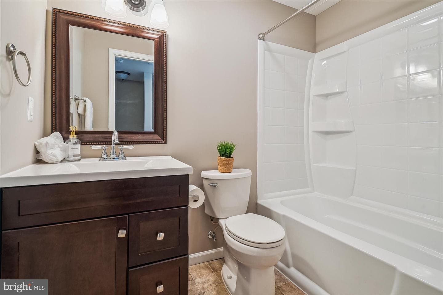 12 Taylors Hill Way photo 38