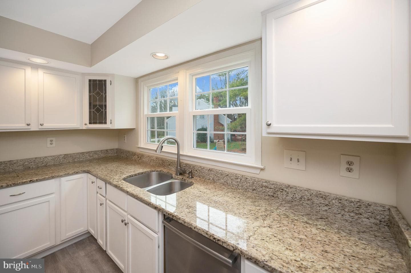 8 Oakbrook Court photo 13
