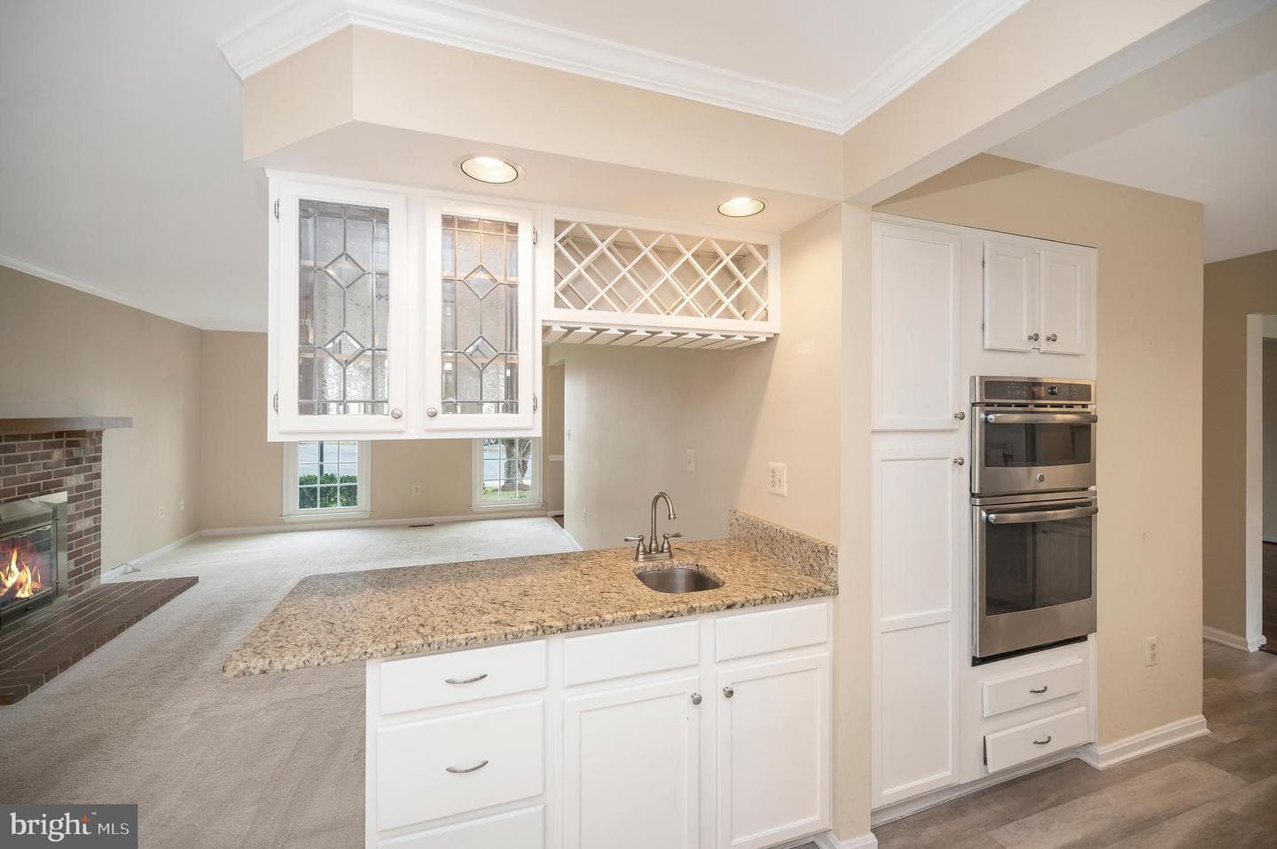 8 Oakbrook Court photo 16