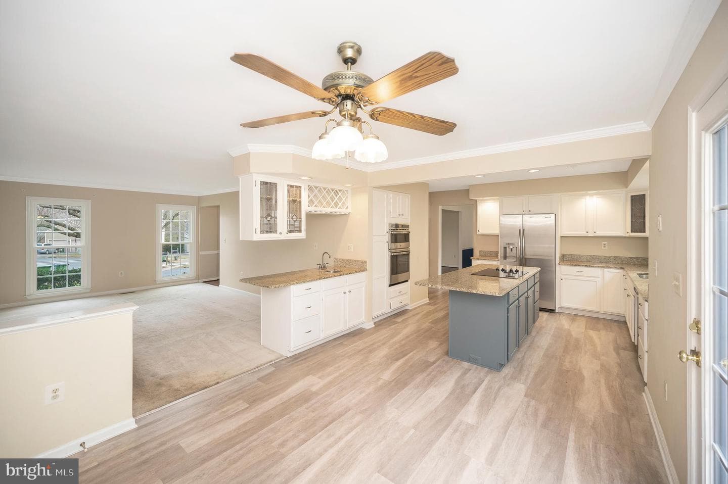 8 Oakbrook Court photo 18