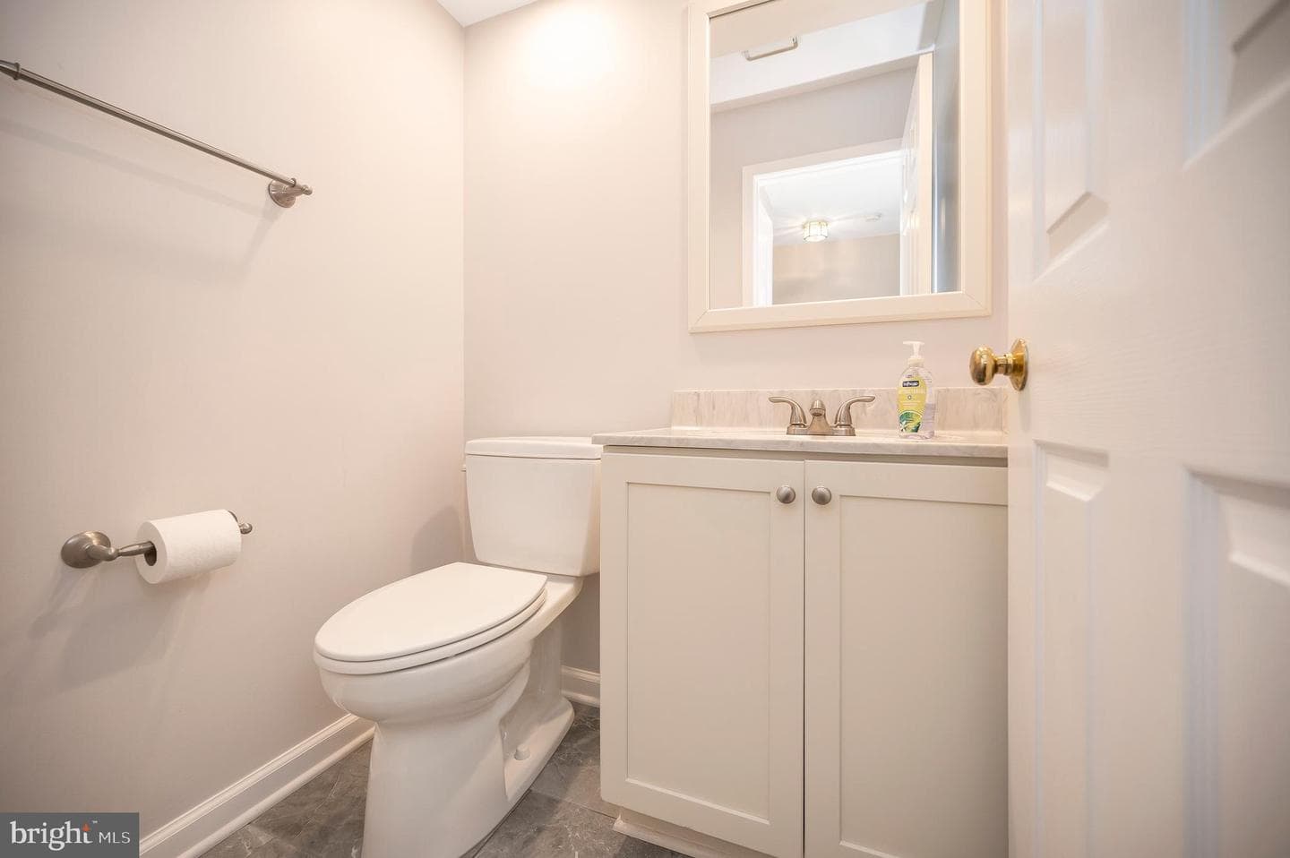 8 Oakbrook Court photo 34