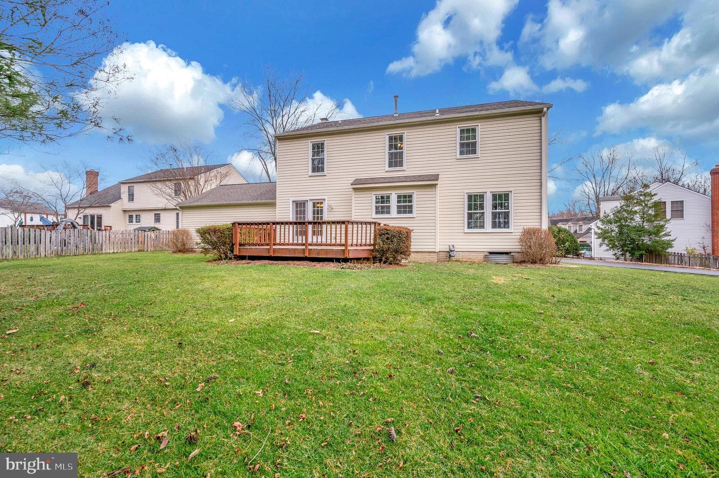 8 Oakbrook Court photo 38