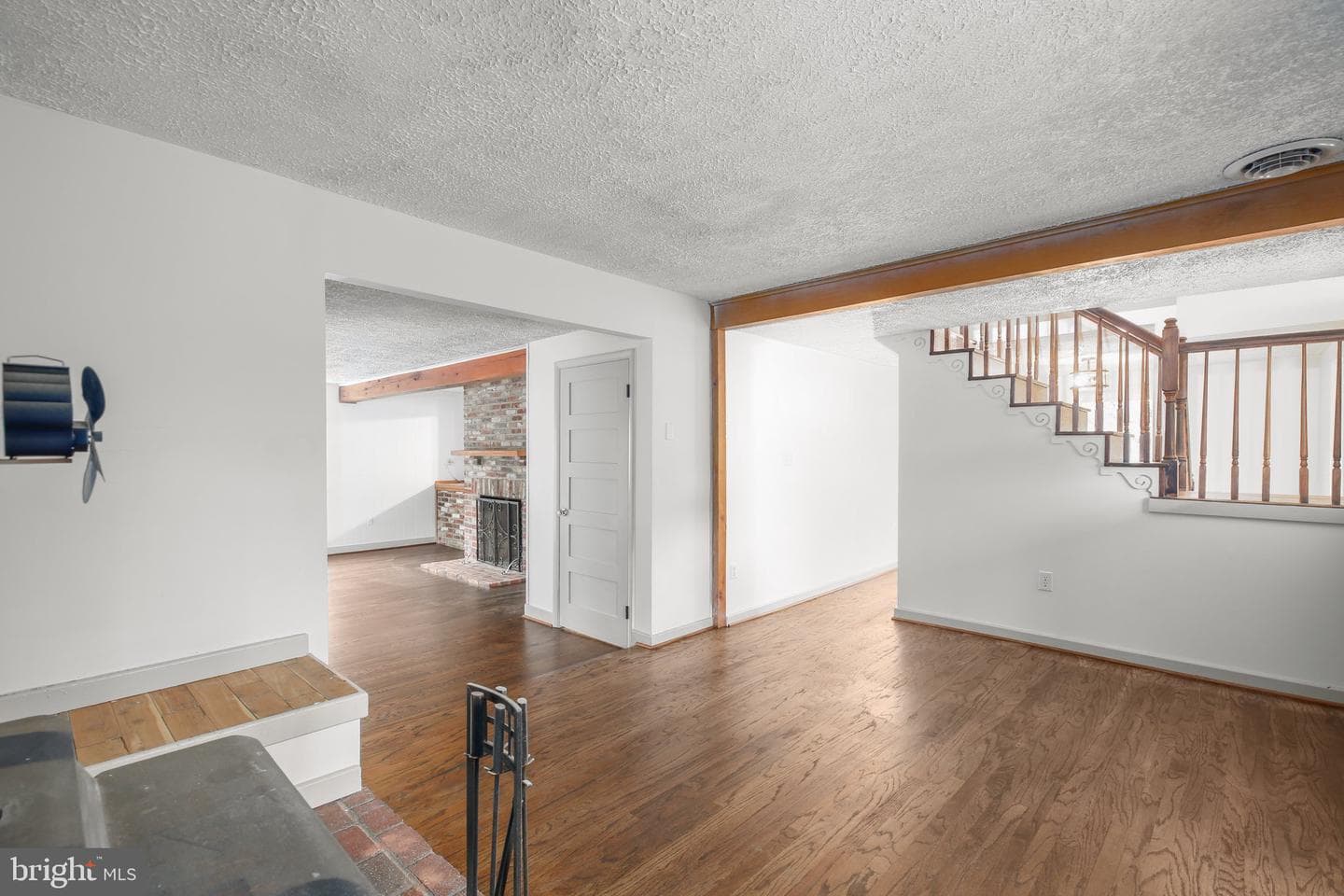118 Bluebird Lane photo 4