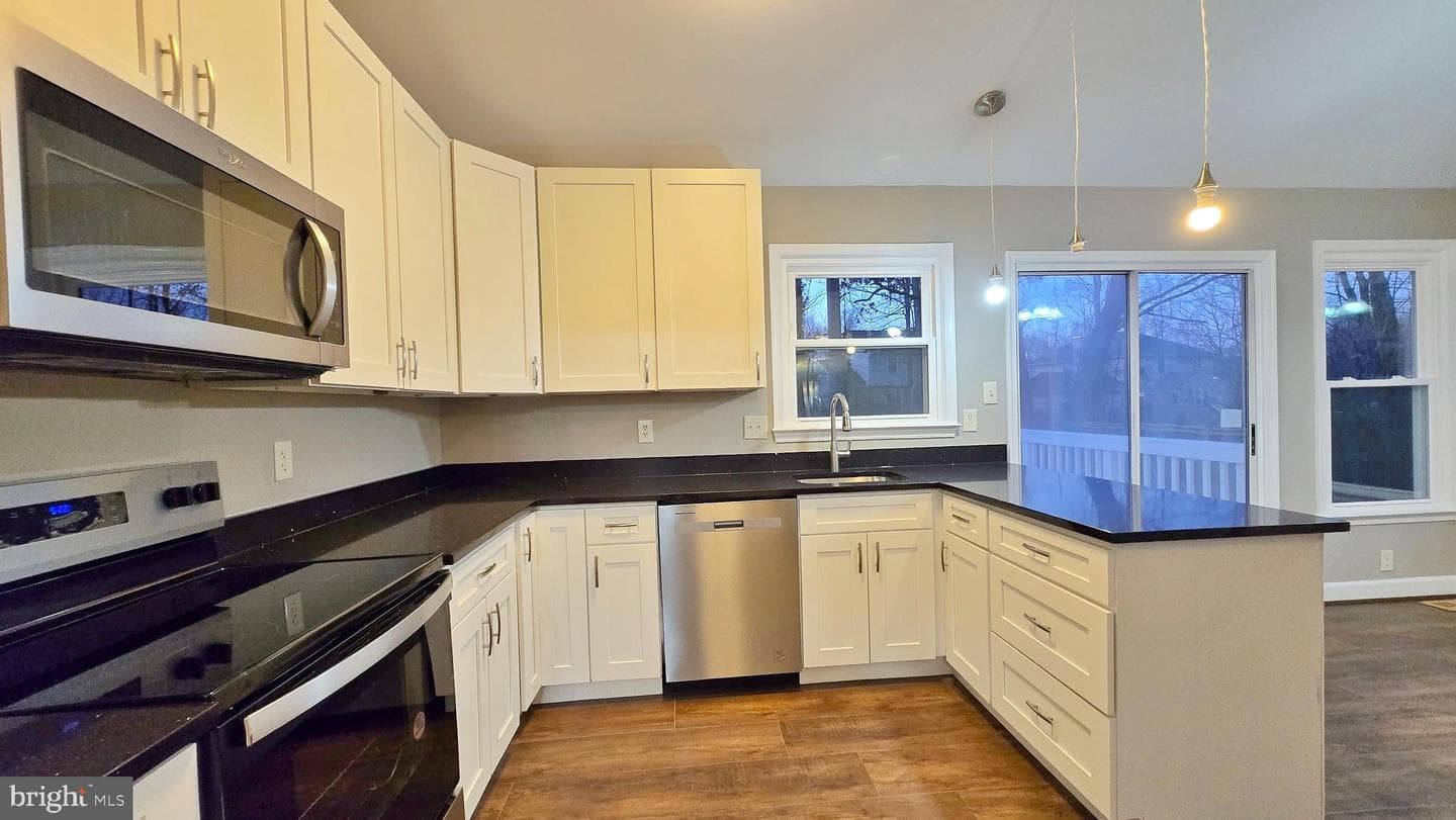 2 Bryant Boulevard photo 7