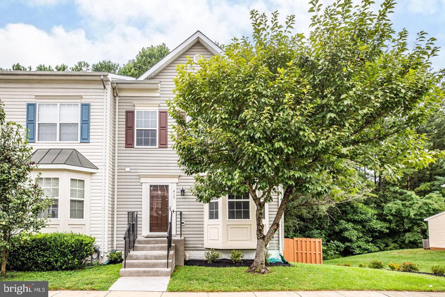 415 Park Cove Drive photo 1