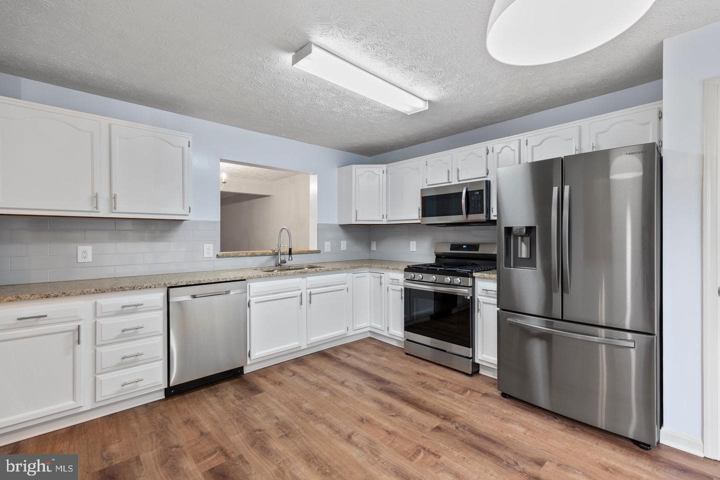 415 Park Cove Drive photo 2