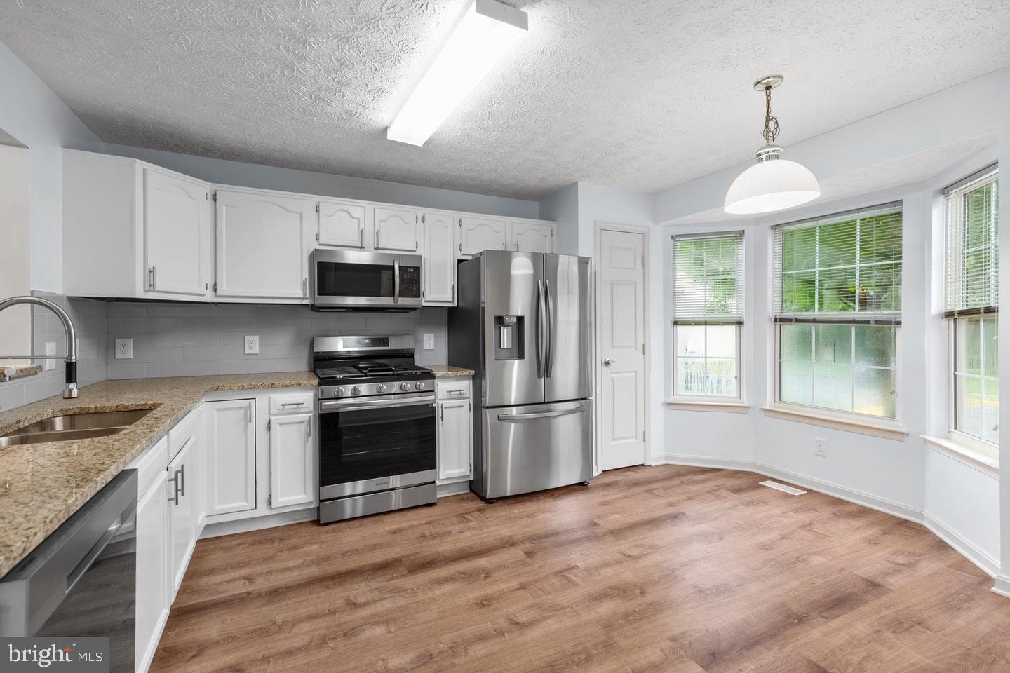 415 Park Cove Drive photo 3