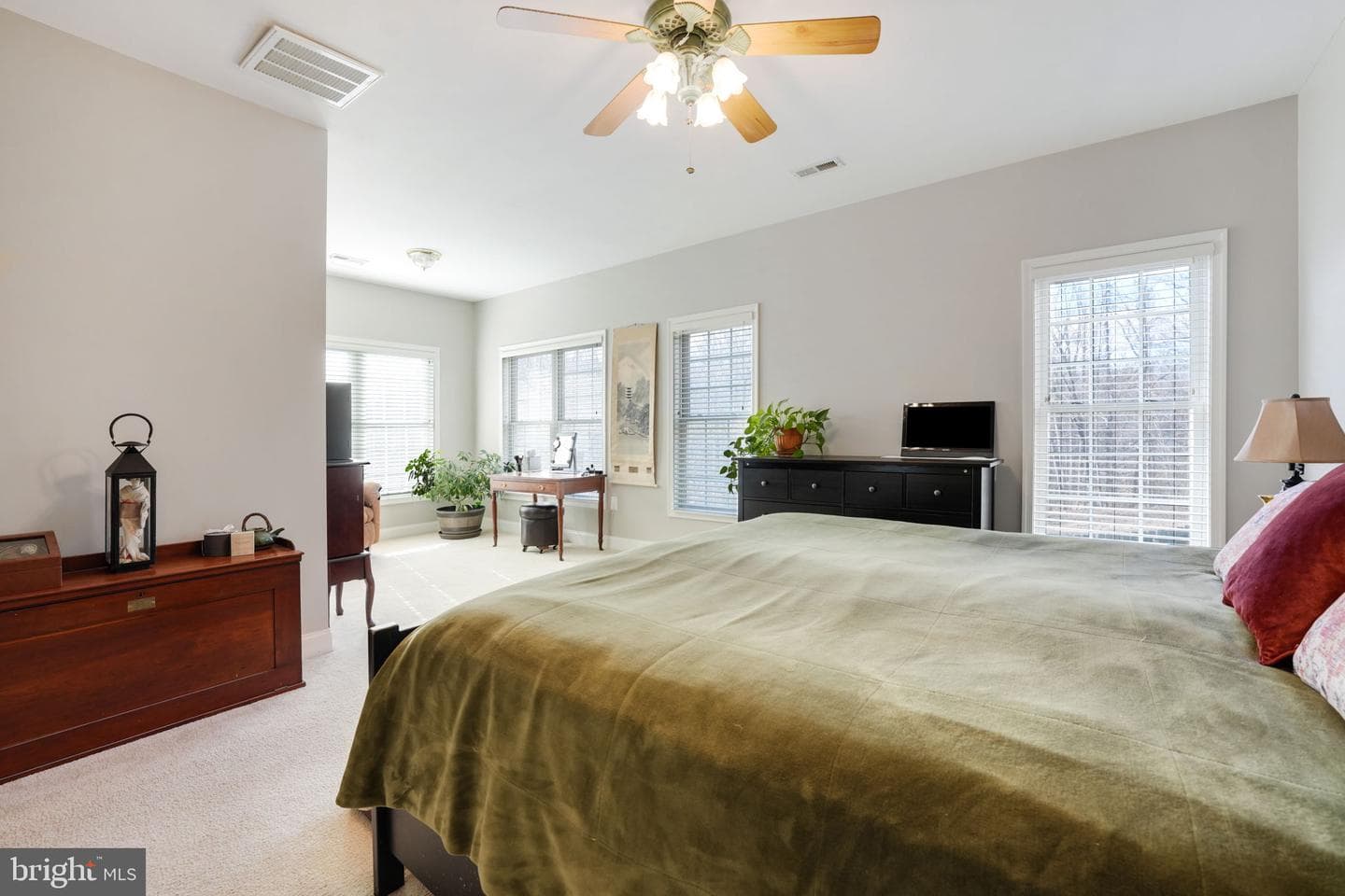 6 Cloverleaf Court photo 22