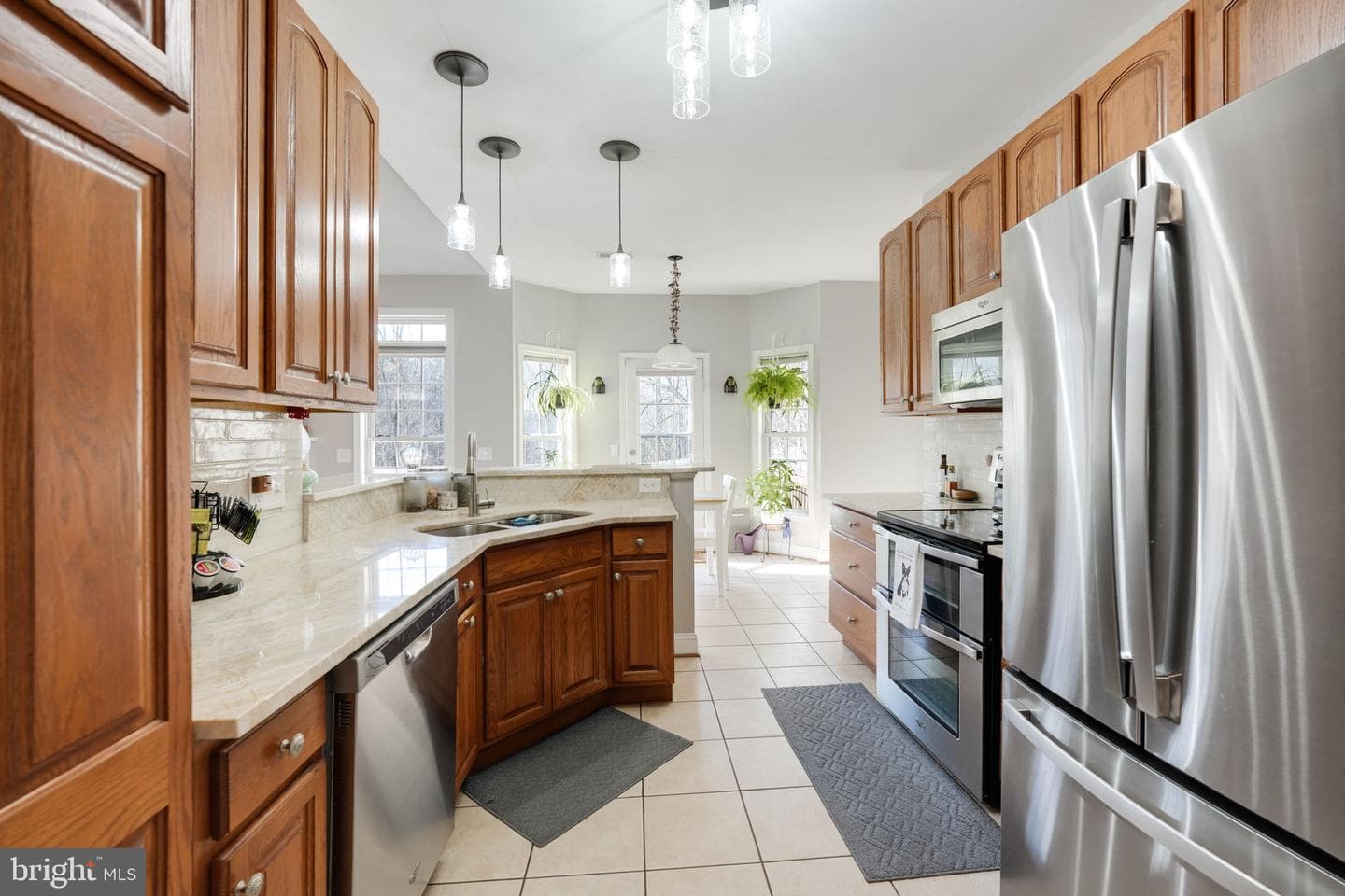 6 Cloverleaf Court photo 4