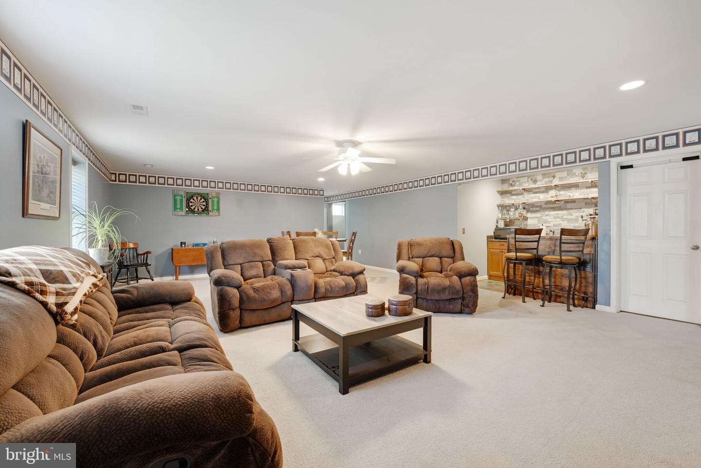 6 Cloverleaf Court photo 43