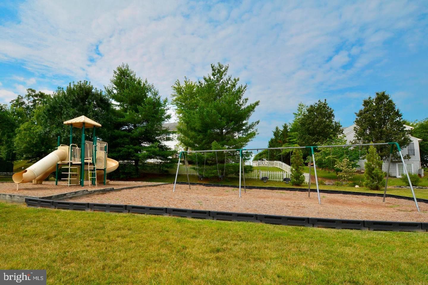 6 Cloverleaf Court photo 66