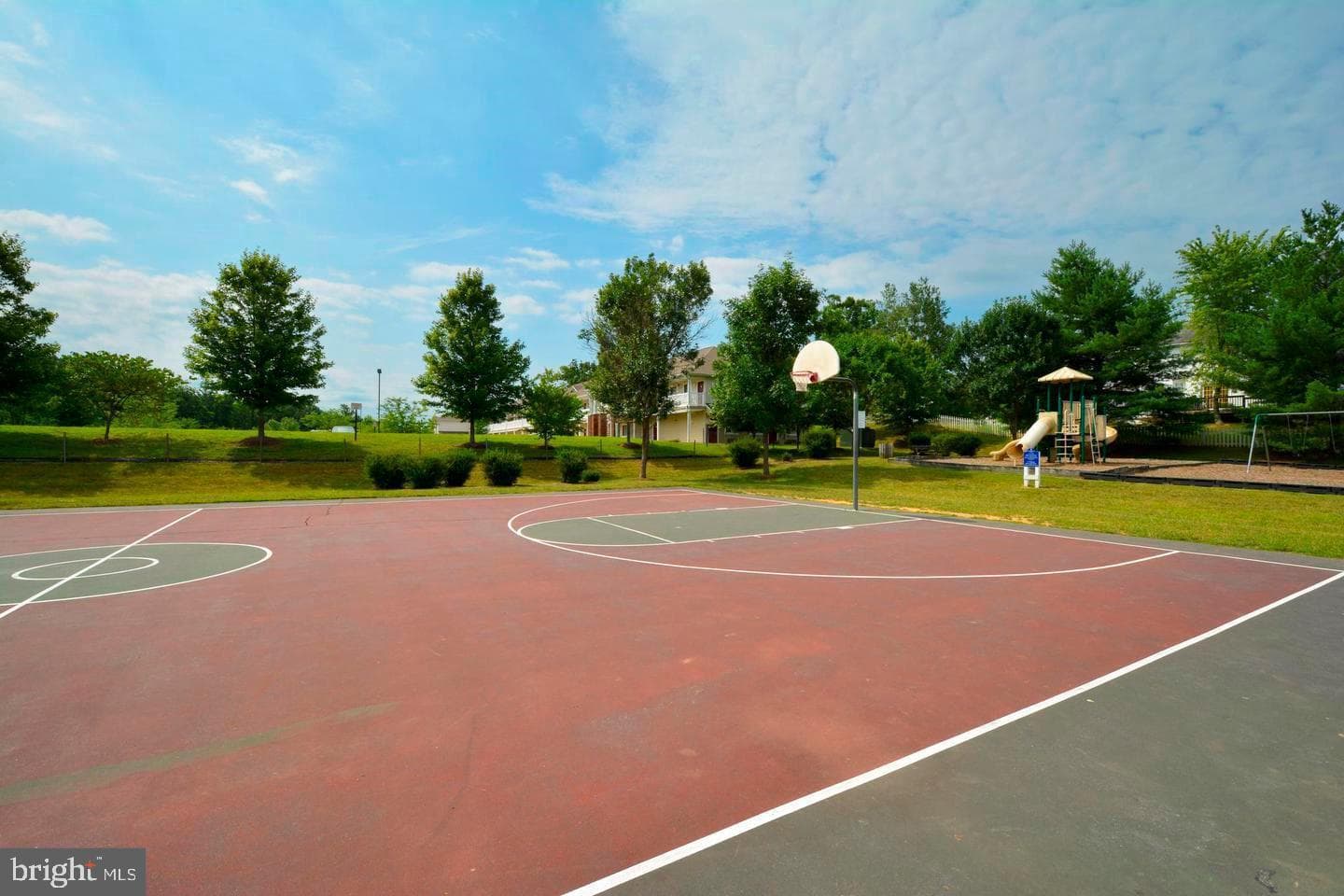 6 Cloverleaf Court photo 68