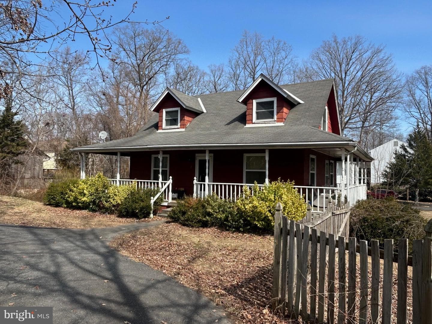 2 Craftsman Court photo 2
