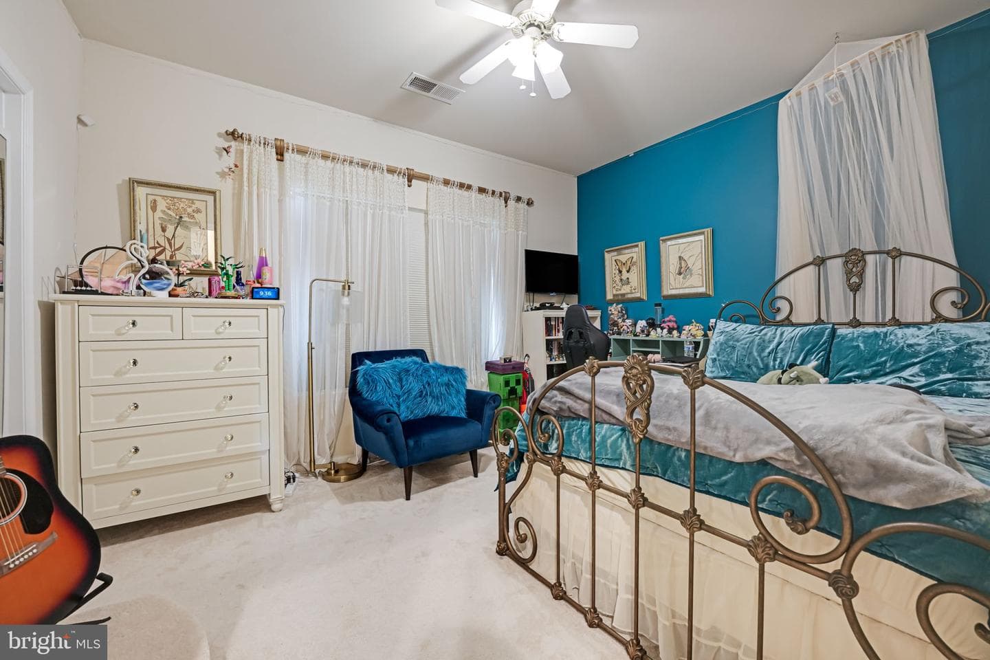 646 Village Parkway photo 35