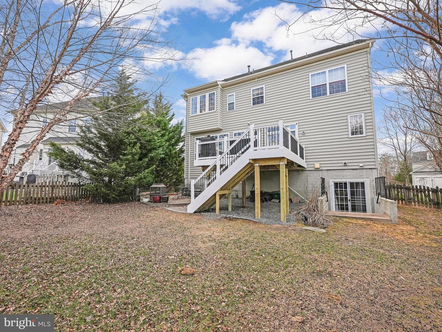 646 Village Parkway photo 54