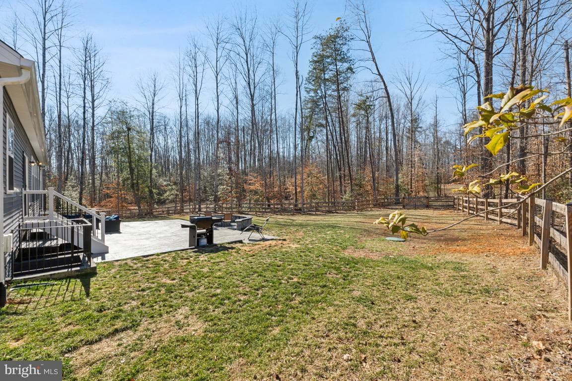 561 Homestead Lane photo 37