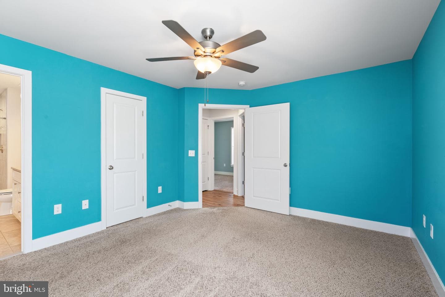 1015 Harbour Drive photo 17