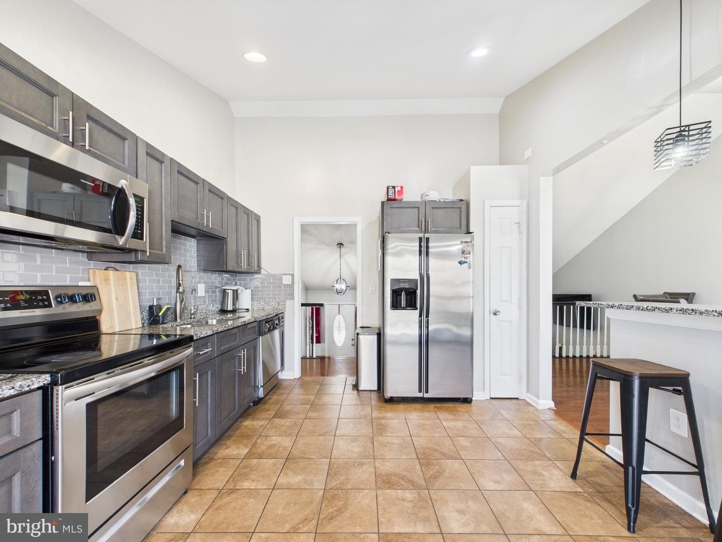 7 Bloomington Lane photo 11