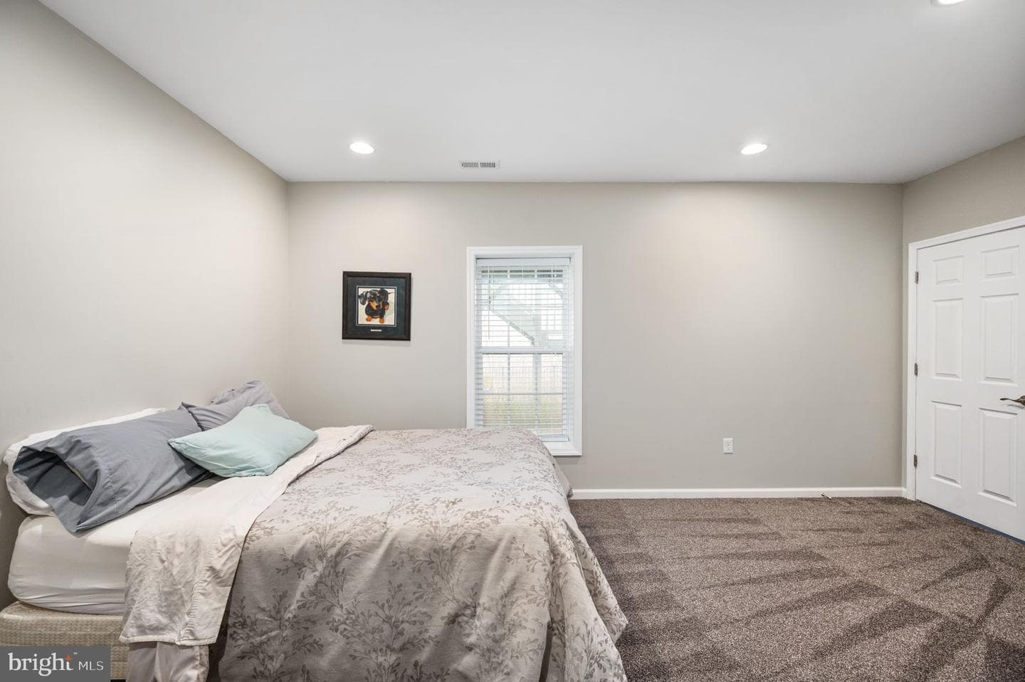 33 Darden Court photo 60