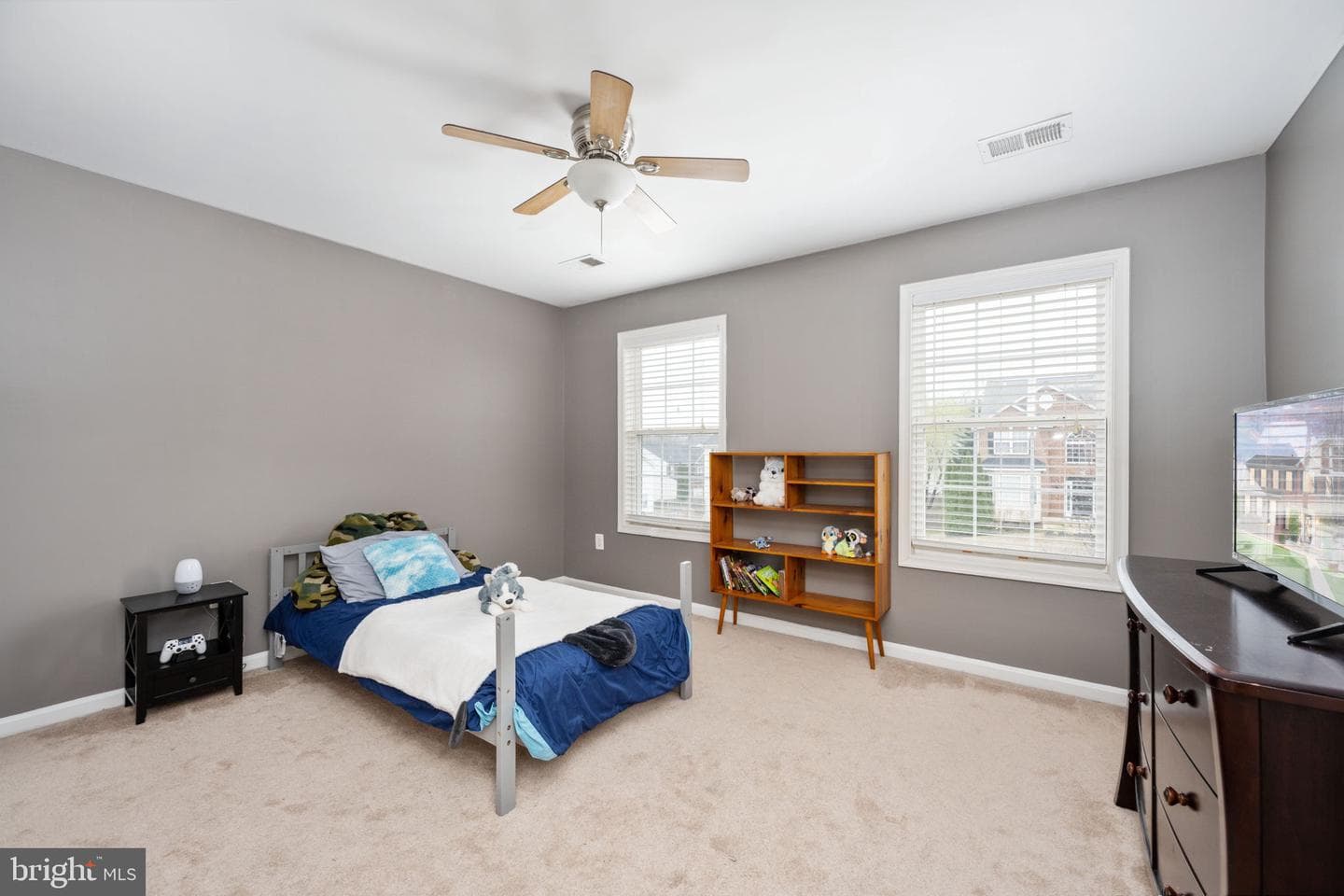 5 Pebble Beach Drive photo 49