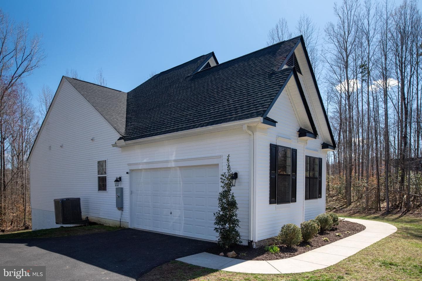 590 Homestead Lane photo 82
