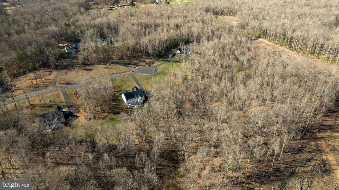 590 Homestead Lane photo 93