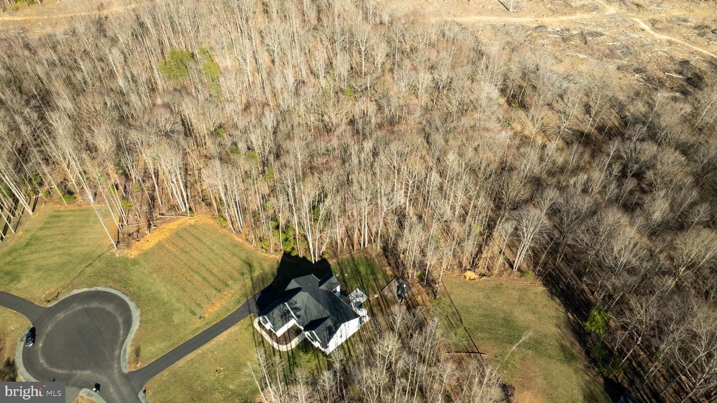 590 Homestead Lane photo 95