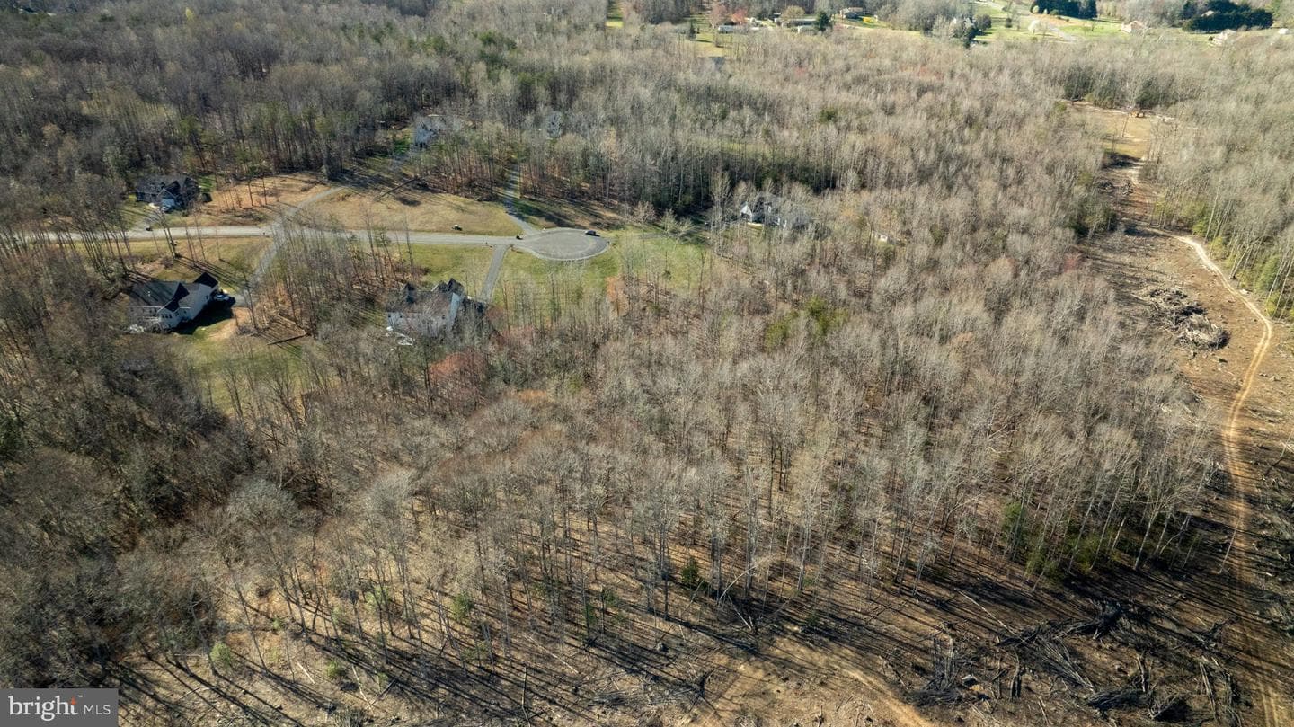 590 Homestead Lane photo 98