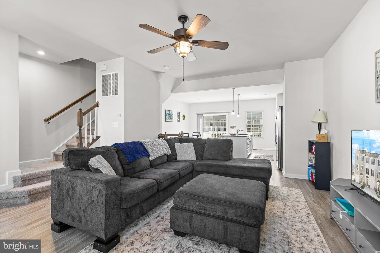 511 Landing Drive photo 10