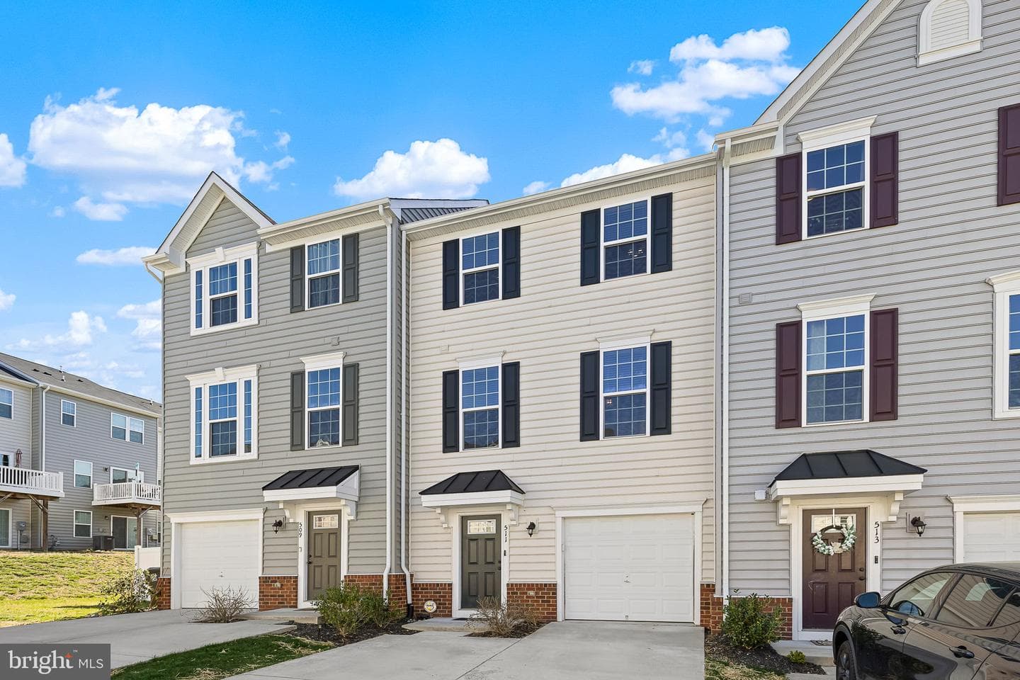 511 Landing Drive photo 2
