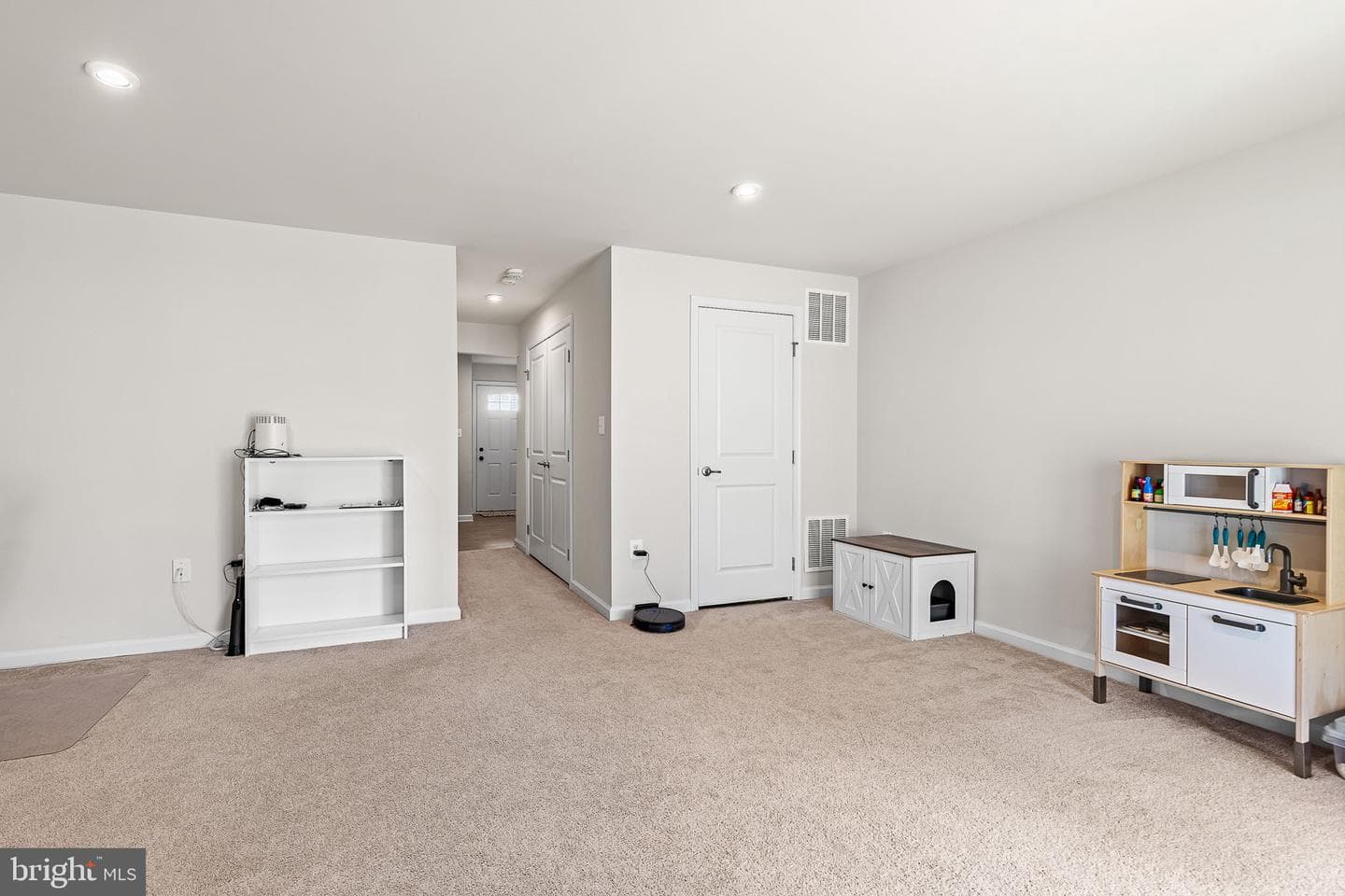 511 Landing Drive photo 22