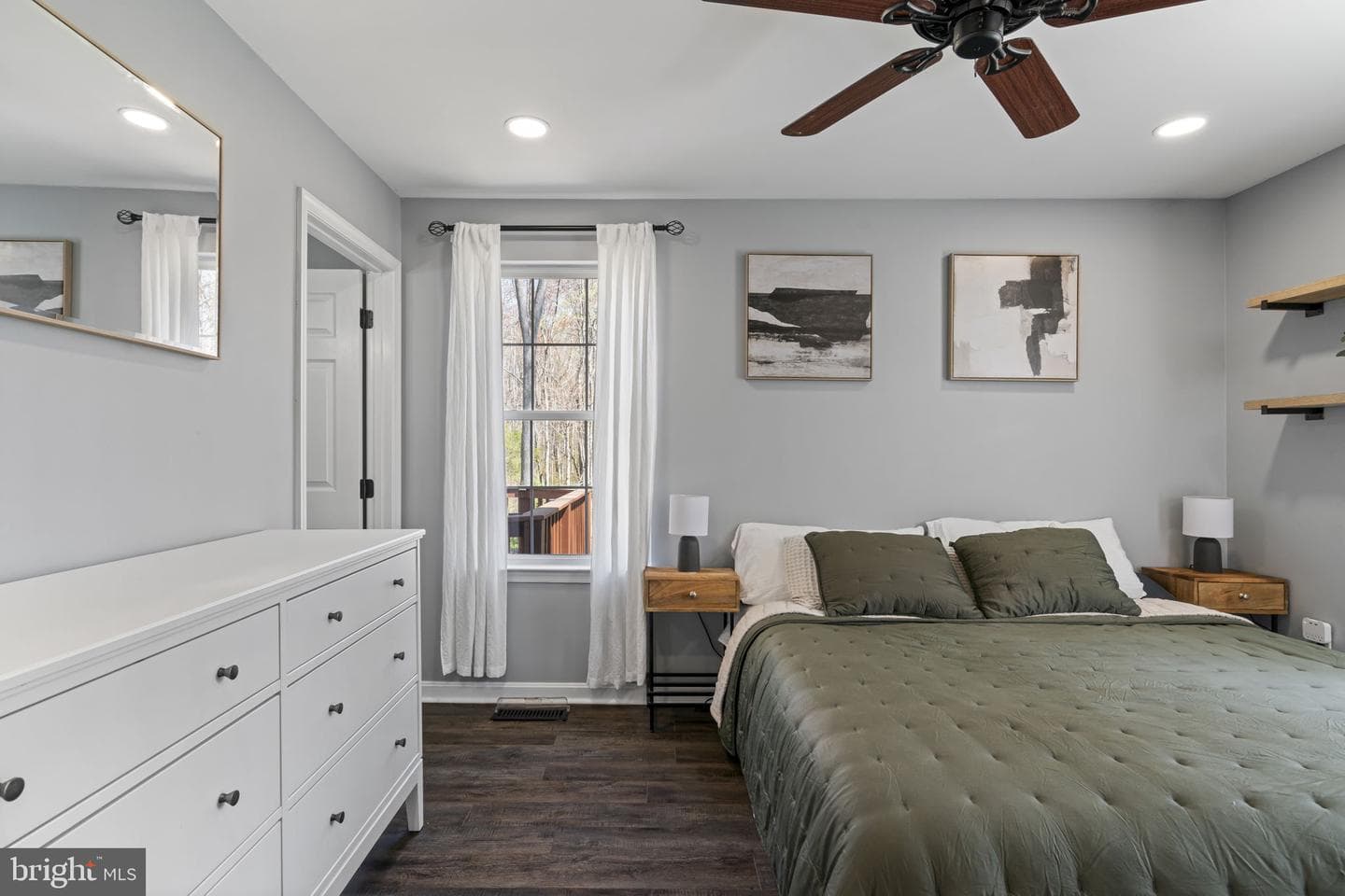 6 Laurel Lane photo 13