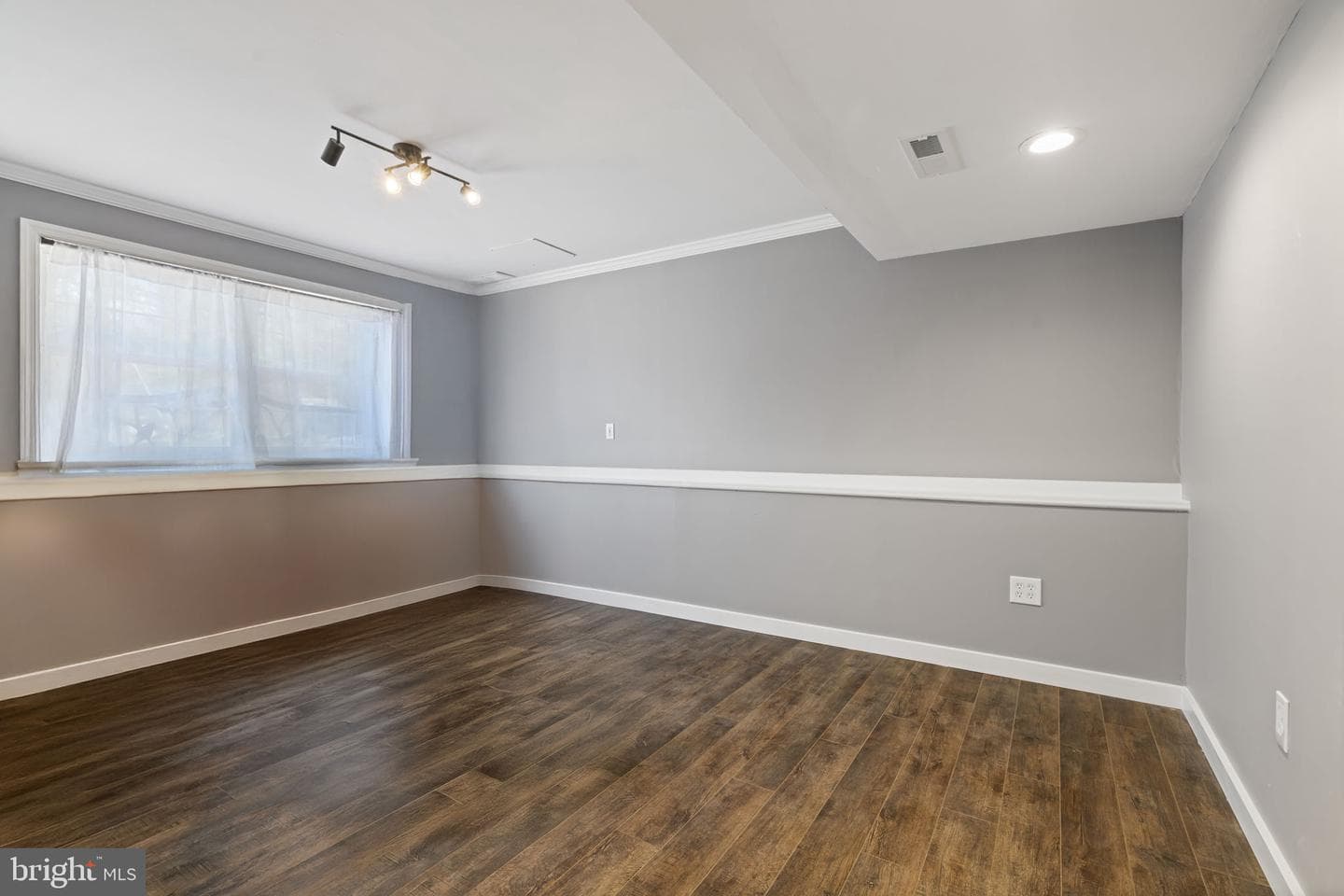 6 Laurel Lane photo 29